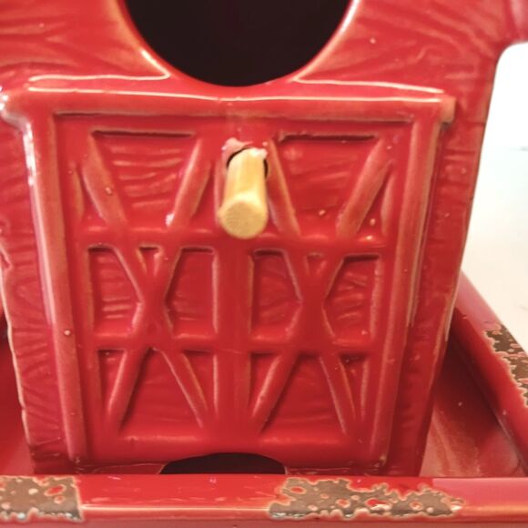 Ceramic Red Barn Bird Feeder With Hanging Chain & Perch Stick 8 "x 6" x 6" - Picture 9 of 14